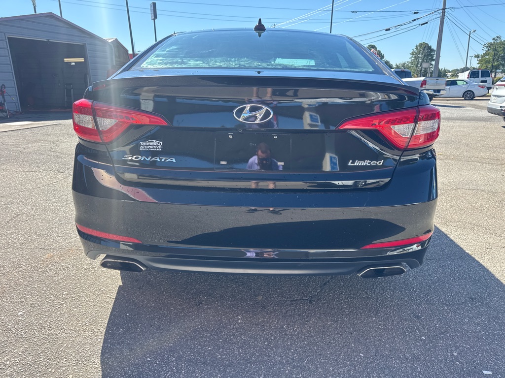 Photo 4 of this HYUNDAI SONATA