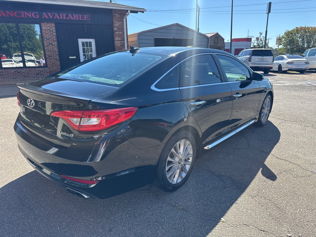 Photo 5 of this HYUNDAI SONATA