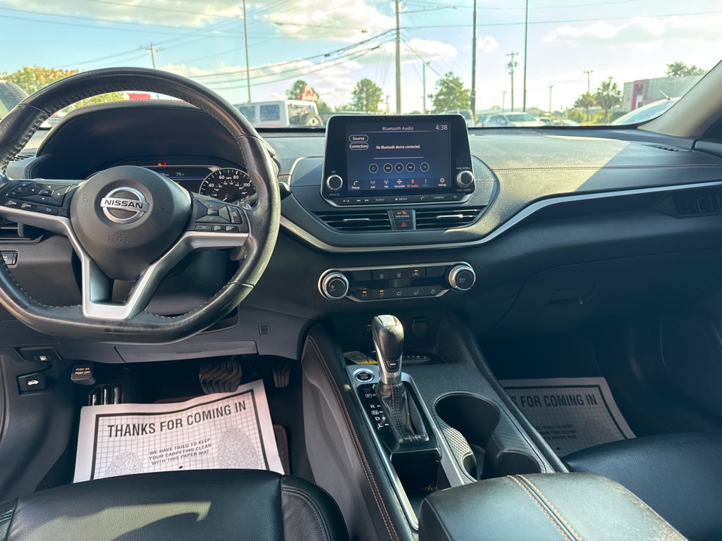 Photo 9 of this NISSAN ALTIMA
