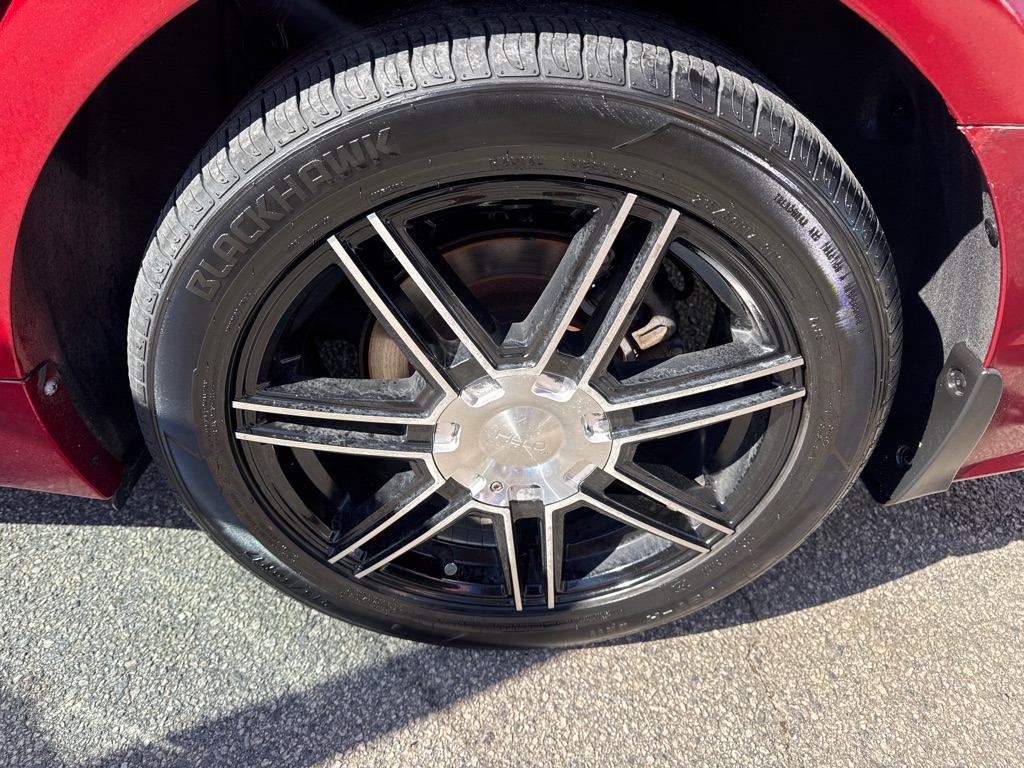 Photo 9 of this HYUNDAI SONATA