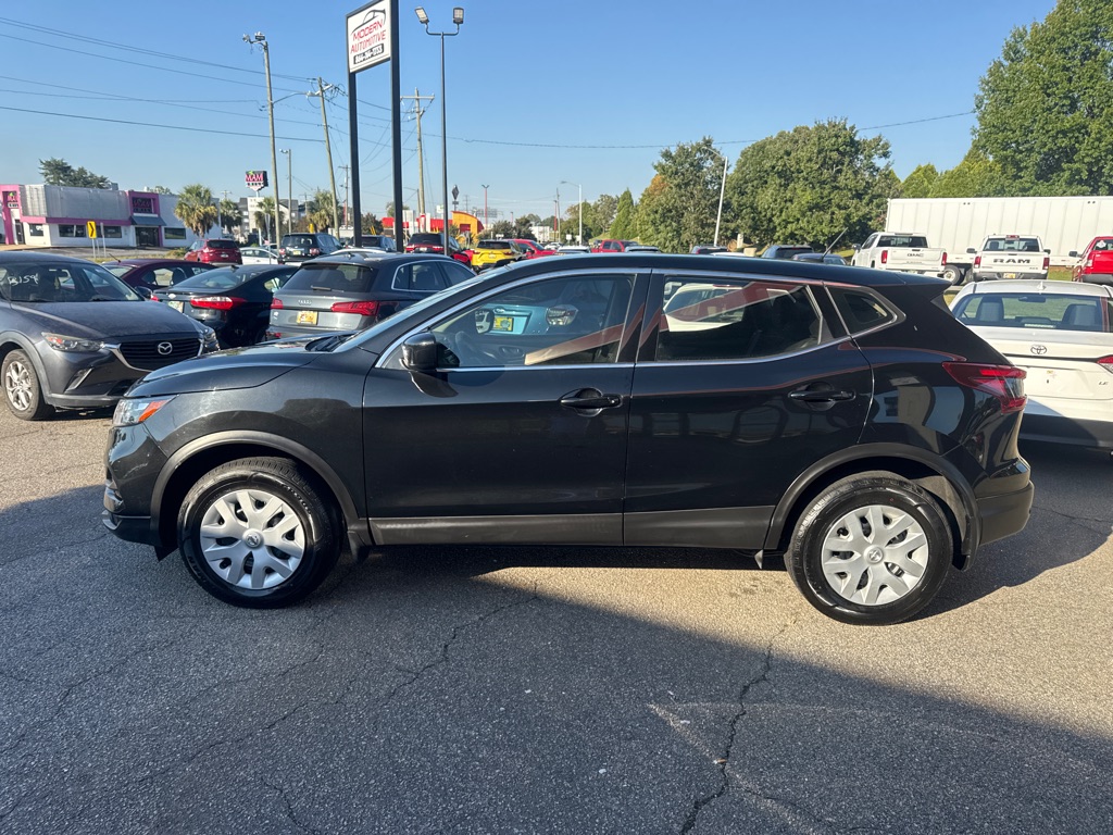 Photo 2 of this NISSAN ROGUE SPORT