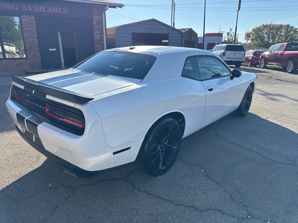 Photo 5 of this DODGE CHALLENGER