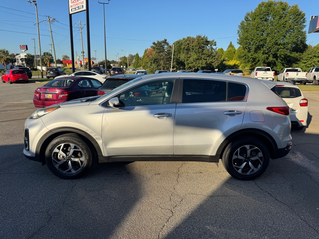 Photo 2 of this KIA SPORTAGE
