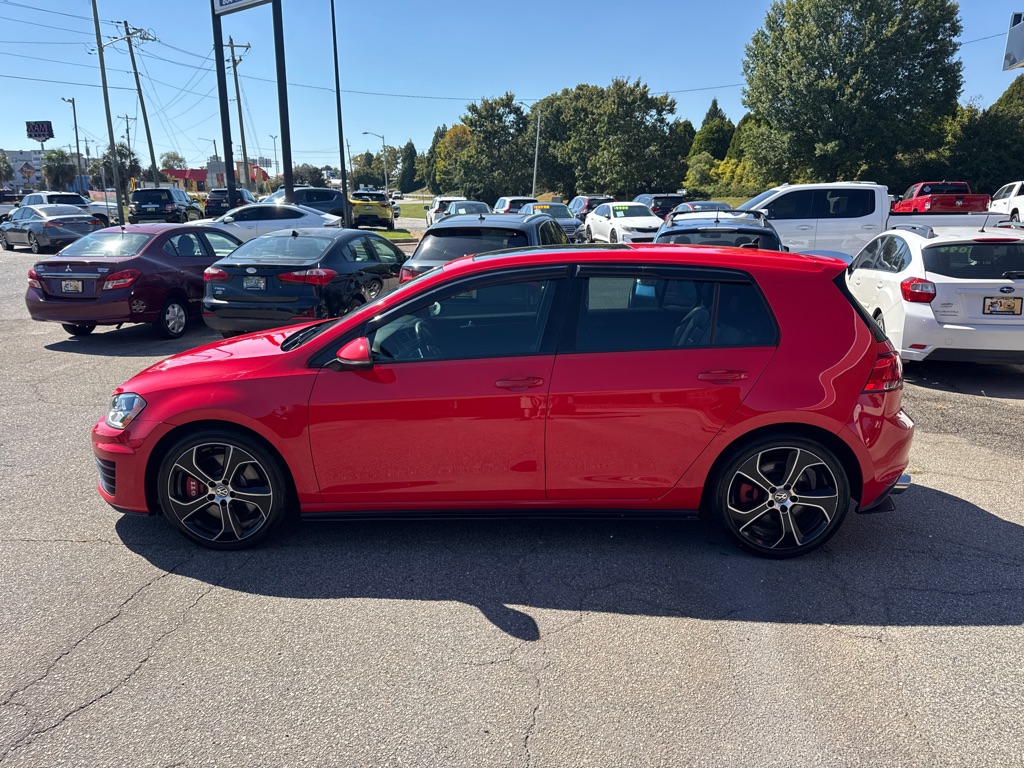 Photo 2 of this VOLKSWAGEN GTI