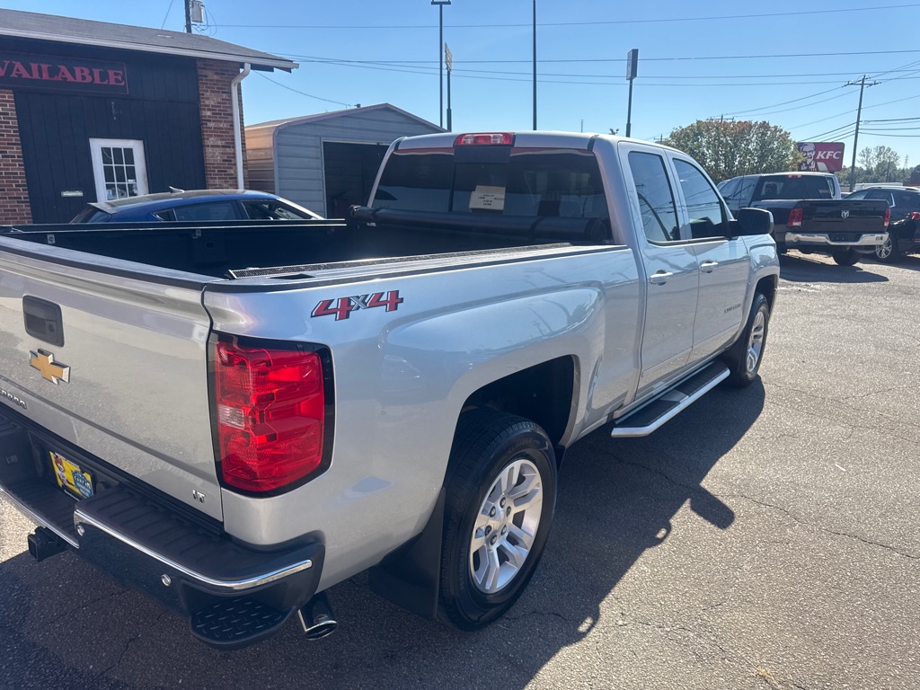 Photo 5 of this CHEVROLET SILVERADO 1500