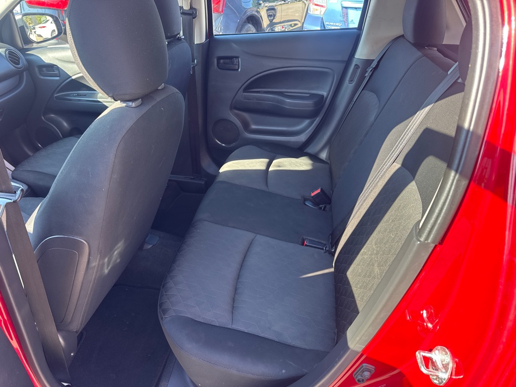 Photo 8 of this MITSUBISHI MIRAGE