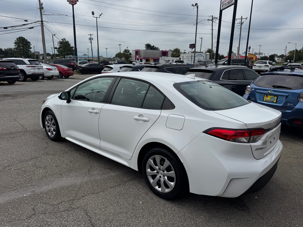 Photo 3 of this TOYOTA COROLLA