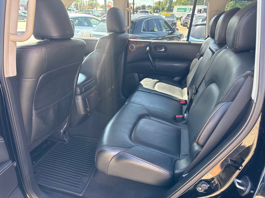 Photo 7 of this NISSAN ARMADA