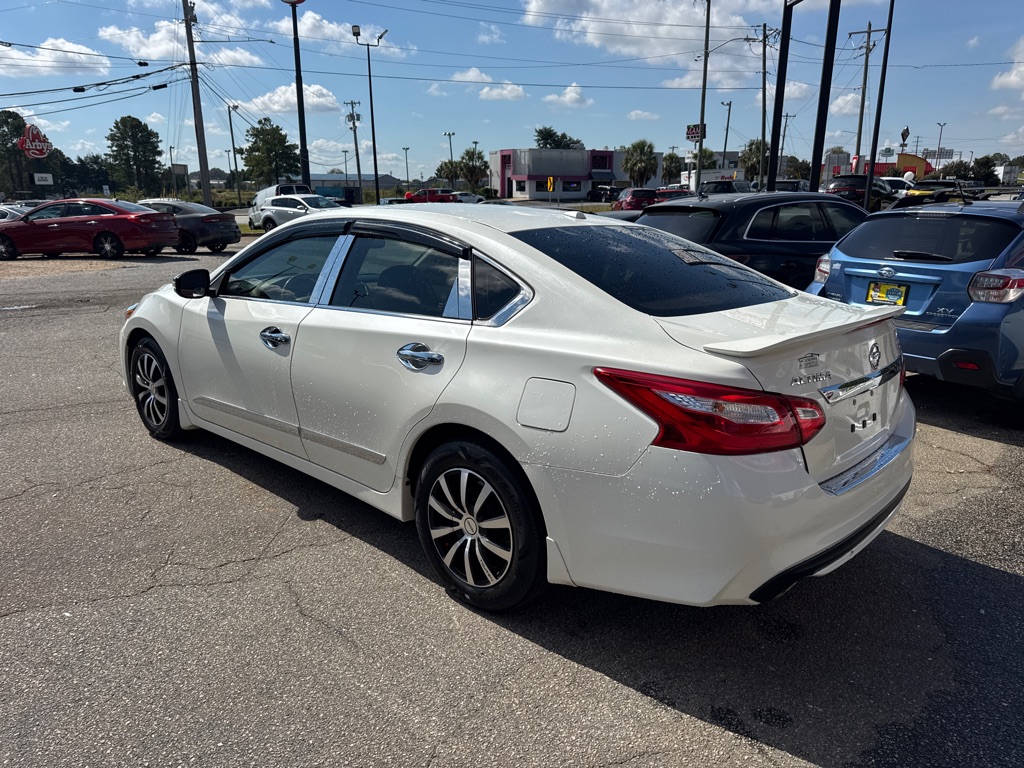 Photo 3 of this NISSAN ALTIMA