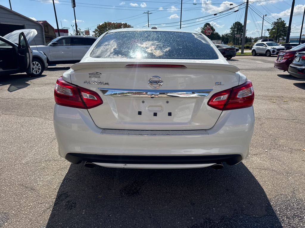 Photo 4 of this NISSAN ALTIMA