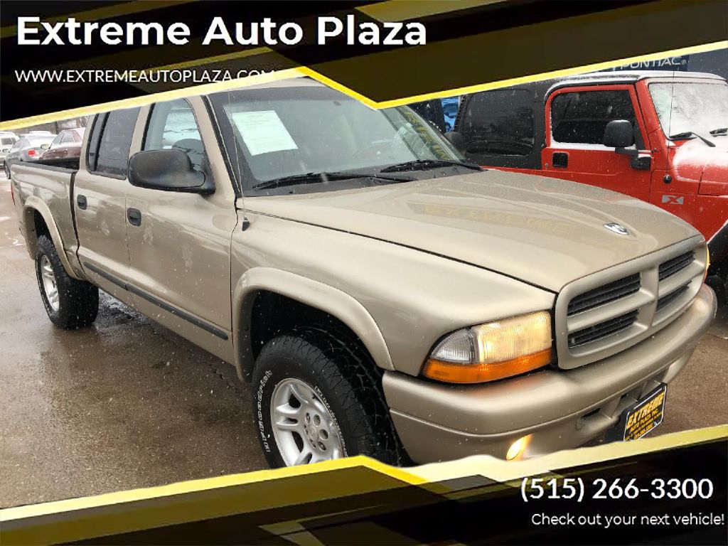 Gold 2004 Dodge Dakota Pickup Truck Four-Wheel Drive Automatic