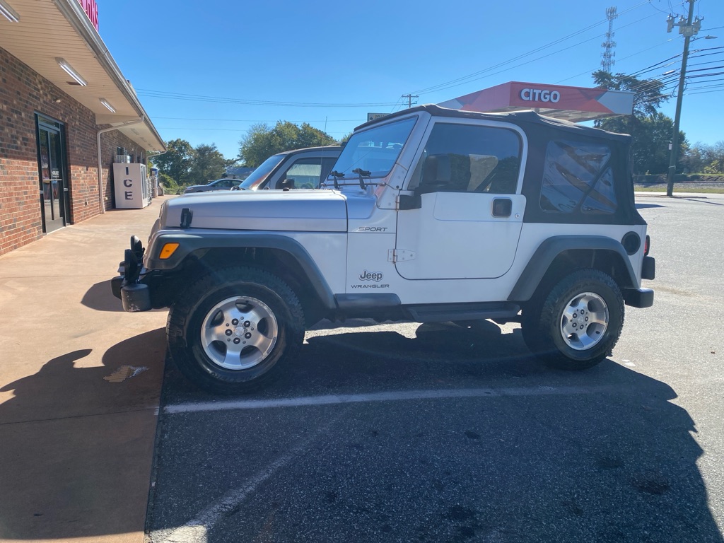 Photo 2 of this JEEP WRANGLER / TJ