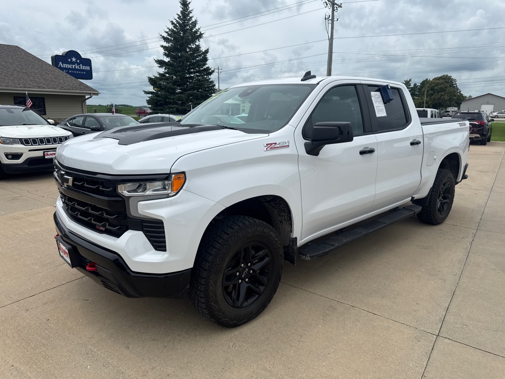 2023 Chevrolet Silverado 1500 LT Trail Boss Crew Cab 4WD