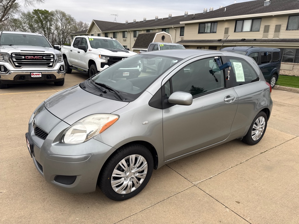 Meteorite Metallic 2010 Toyota Yaris 2dr Hatchback Hatchback Front-Wheel Drive 5-Speed Manual