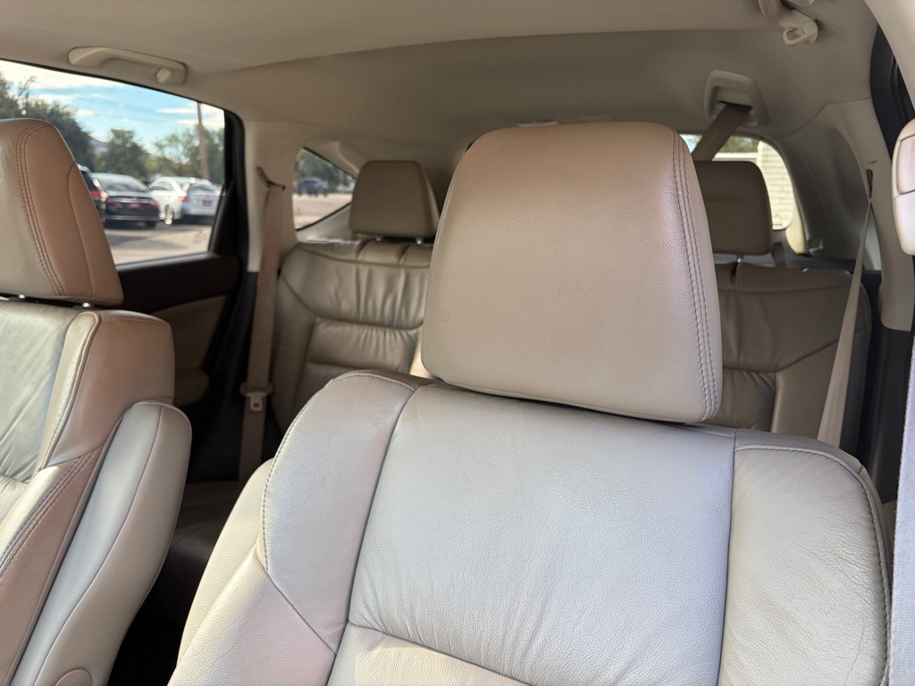 Photo 22 of this HONDA CR-V