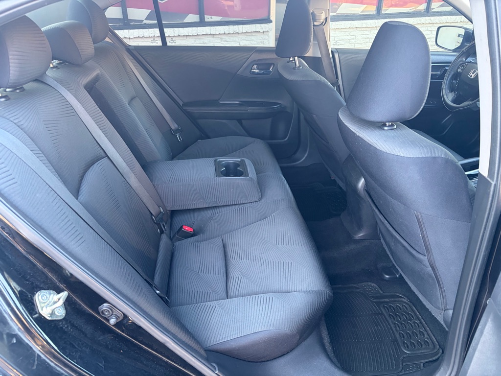 Photo 24 of this HONDA ACCORD