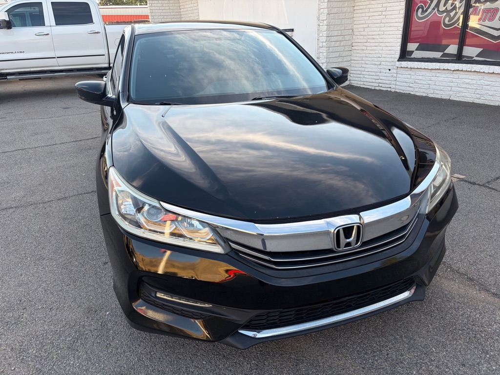 Photo 9 of this HONDA ACCORD