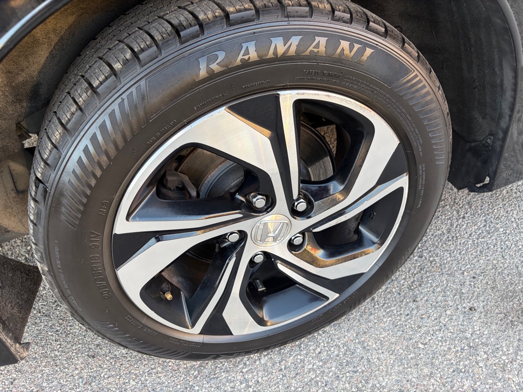 Photo 11 of this HONDA ACCORD