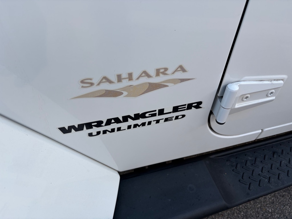 Photo 10 of this JEEP WRANGLER UNLIMI