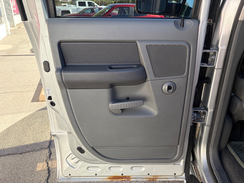 Photo 21 of this DODGE RAM 2500