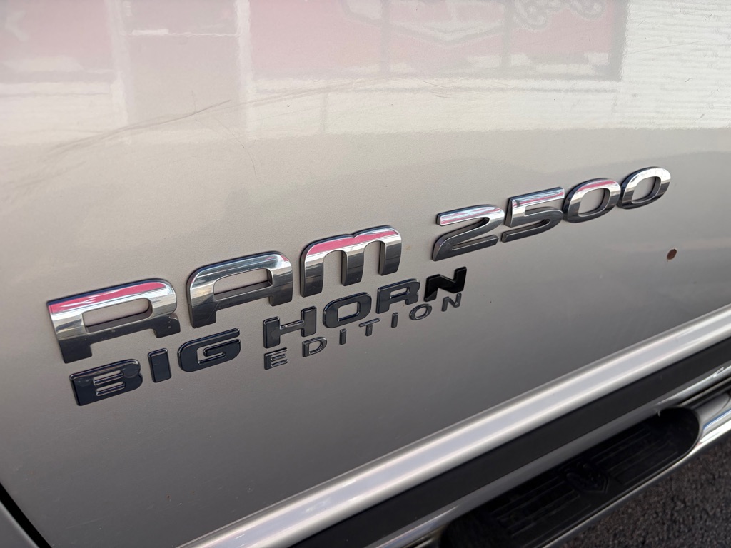 Photo 10 of this DODGE RAM 2500