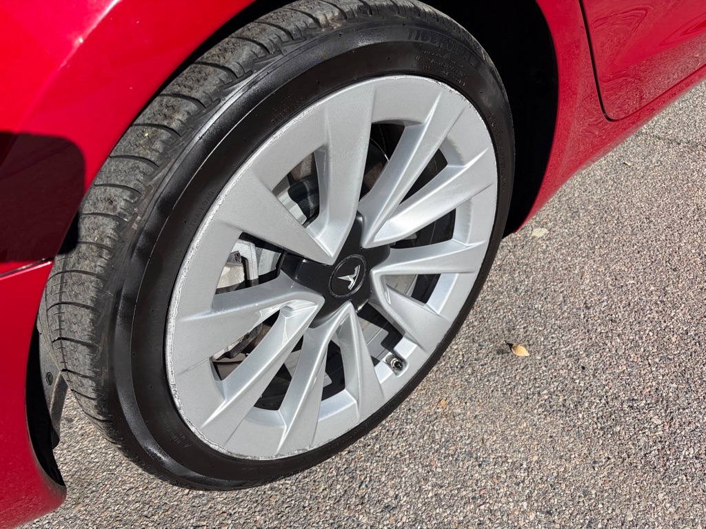 Photo 12 of this TESLA MODEL 3