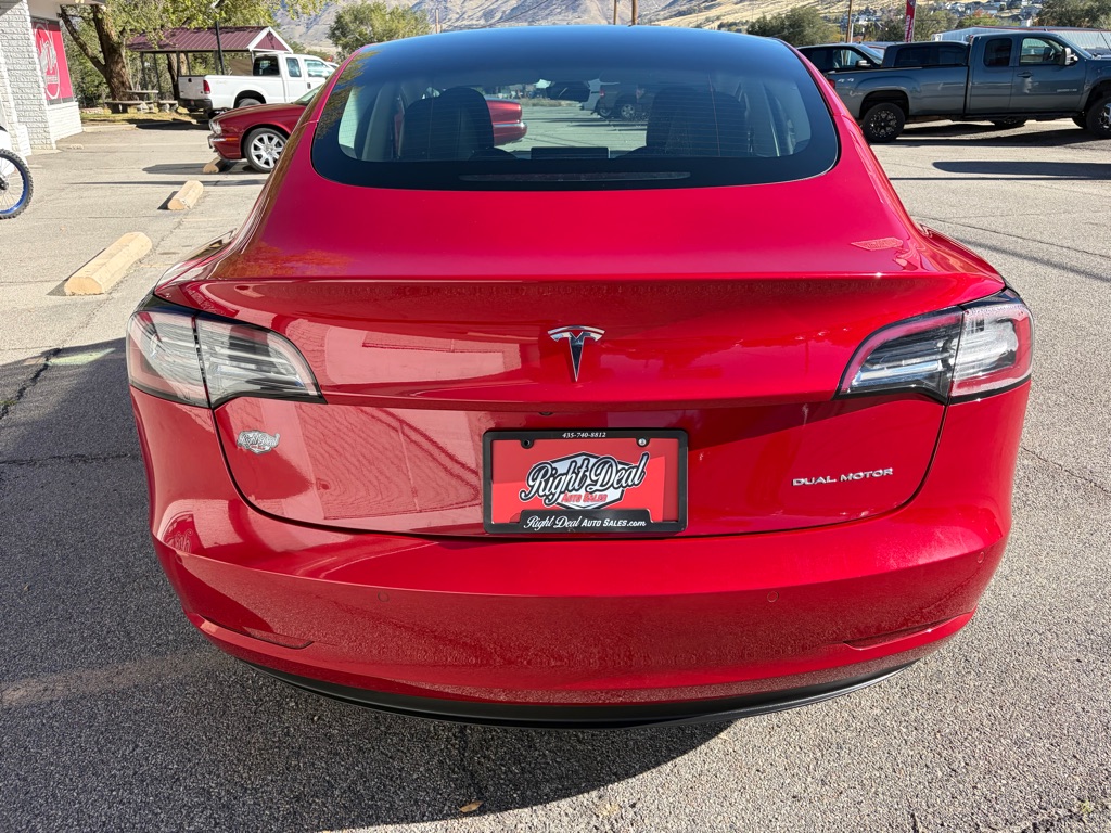 Photo 6 of this TESLA MODEL 3