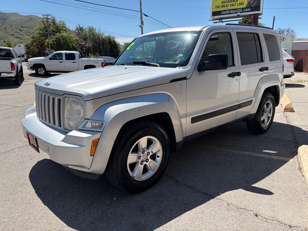 Photo 3 of this JEEP LIBERTY