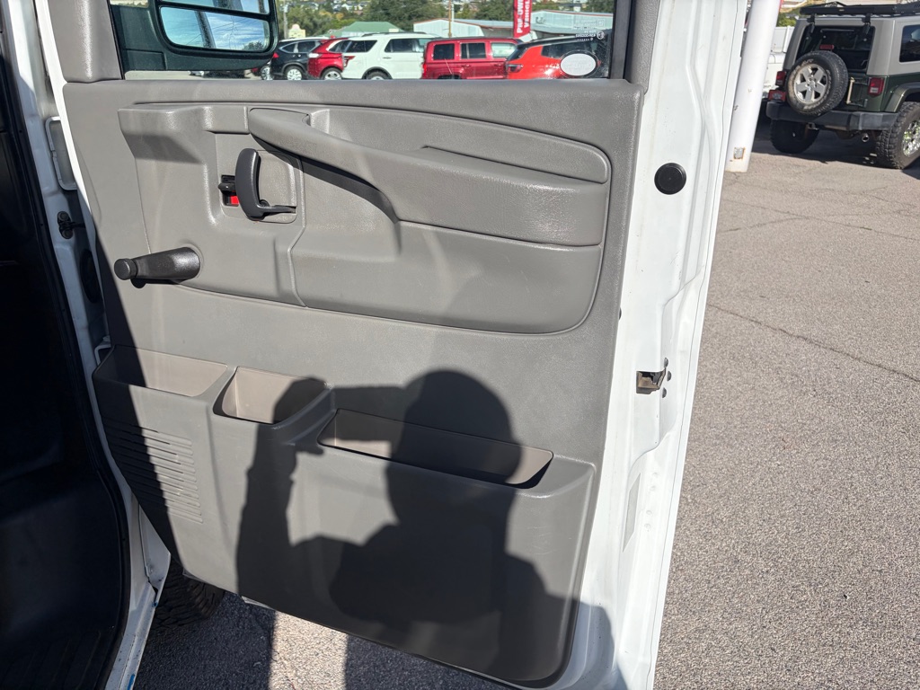 Photo 21 of this CHEVROLET EXPRESS
