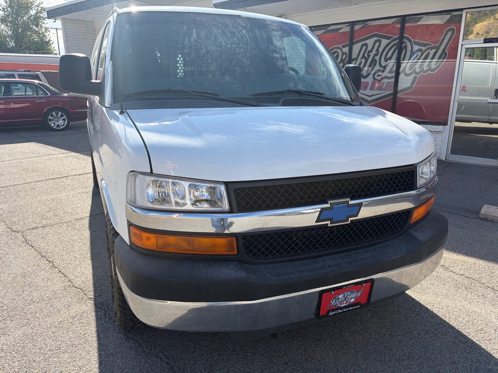 Photo 9 of this CHEVROLET EXPRESS