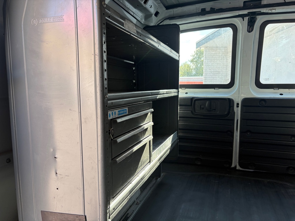 Photo 19 of this CHEVROLET EXPRESS