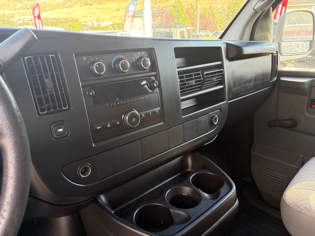 Photo 16 of this CHEVROLET EXPRESS