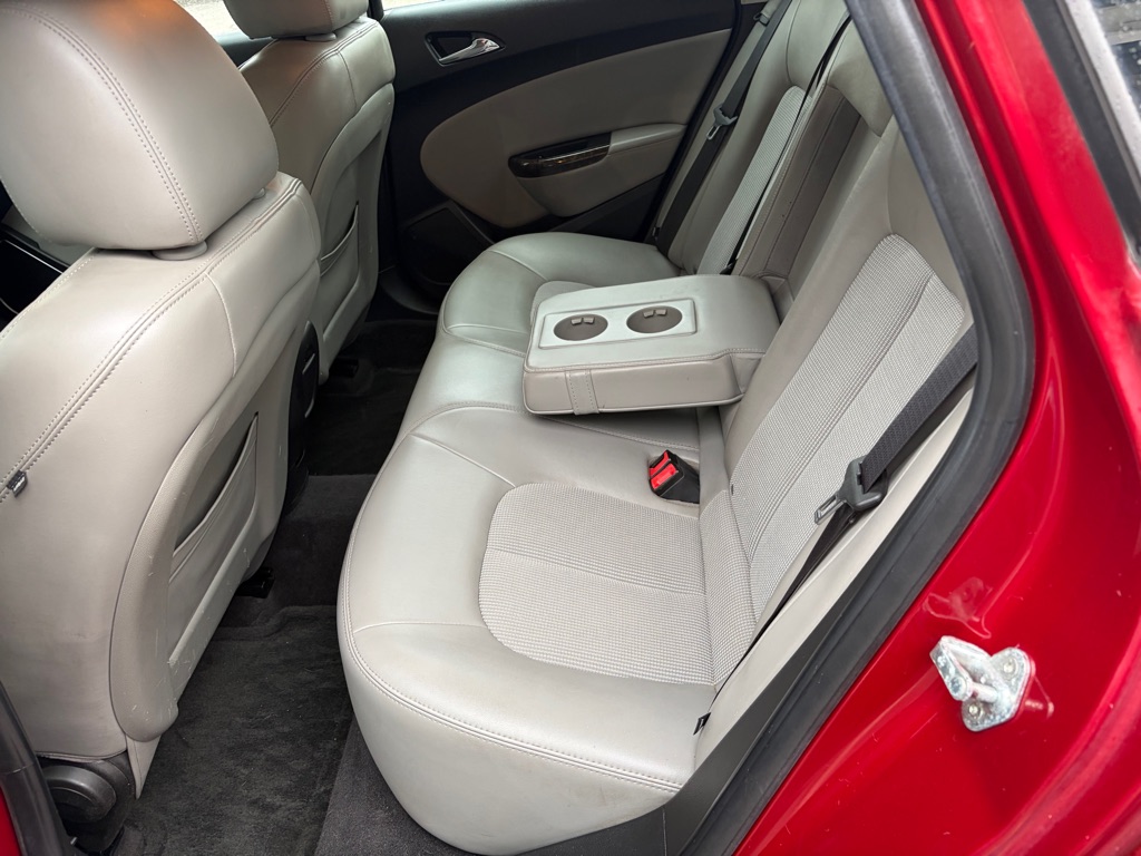 Photo 20 of this BUICK VERANO