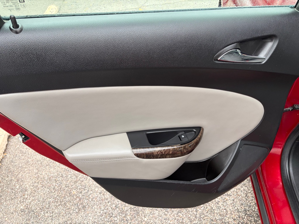 Photo 19 of this BUICK VERANO