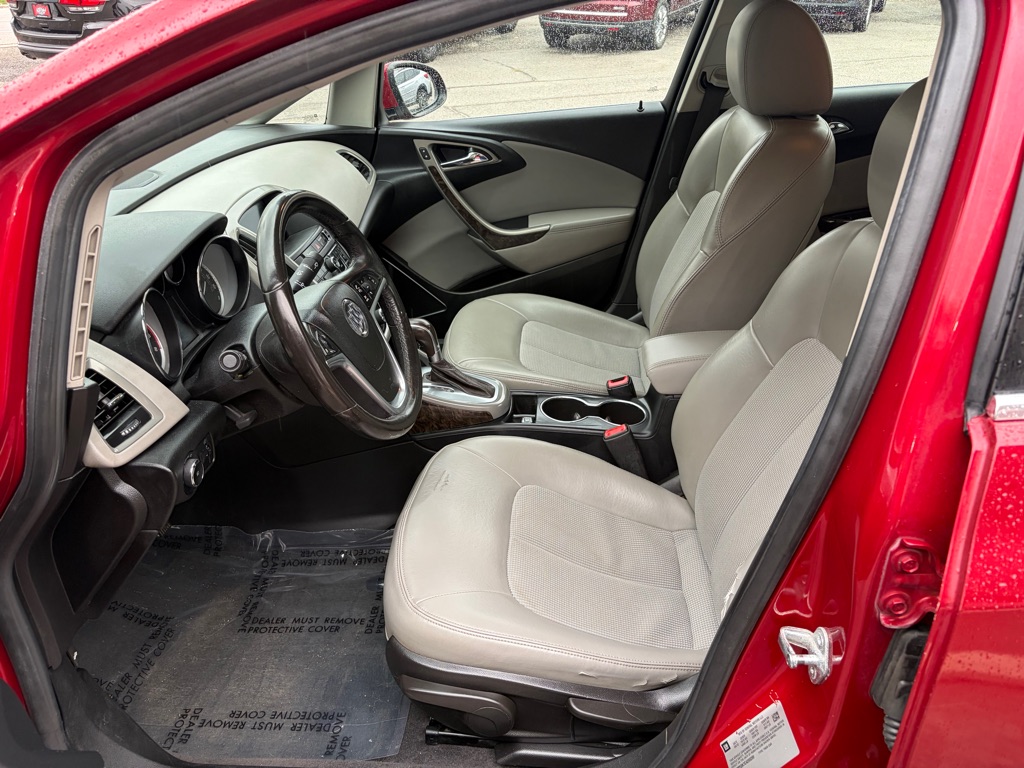 Photo 15 of this BUICK VERANO