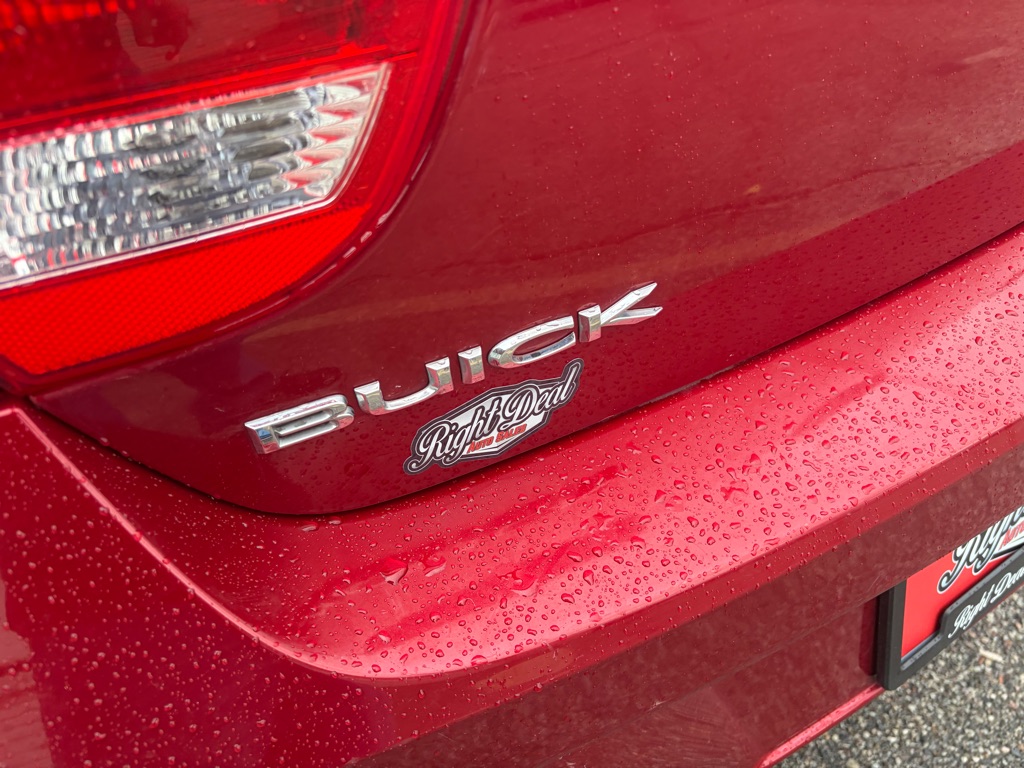 Photo 11 of this BUICK VERANO