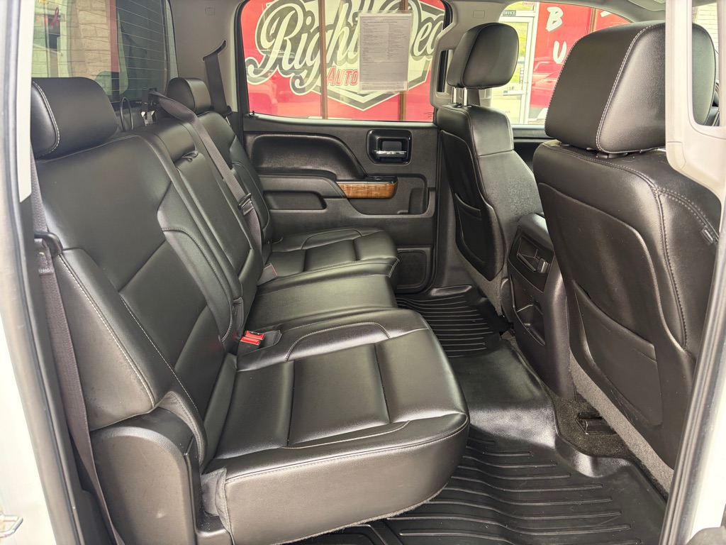 Photo 25 of this GMC SIERRA 1500