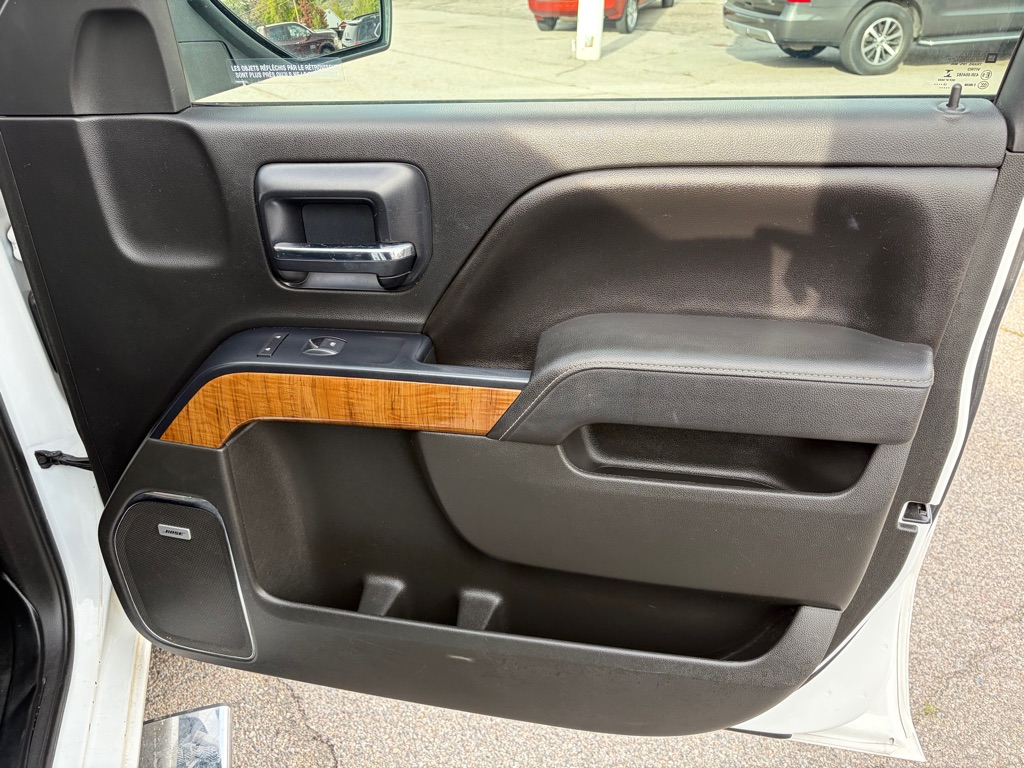 Photo 21 of this GMC SIERRA 1500