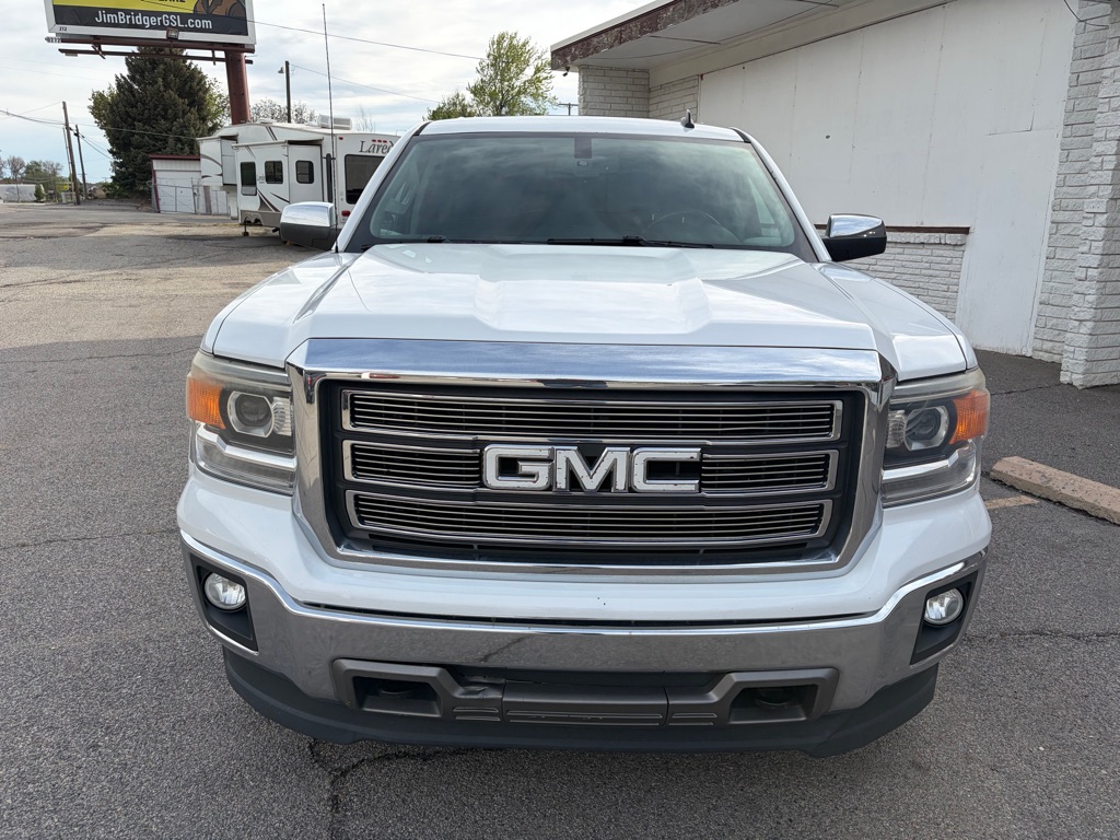 Photo 2 of this GMC SIERRA 1500