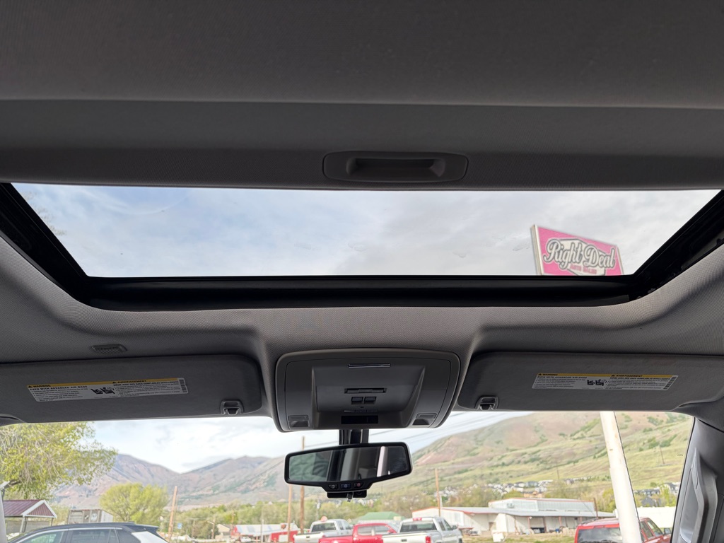 Photo 19 of this GMC SIERRA 1500