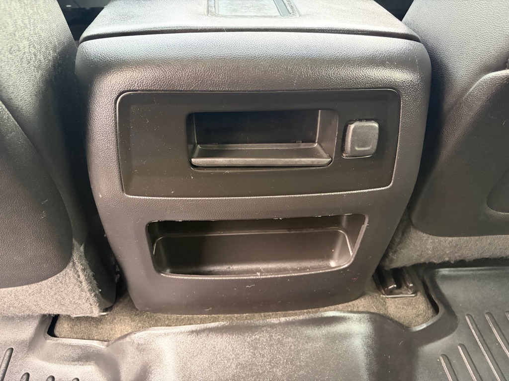 Photo 20 of this GMC SIERRA 1500