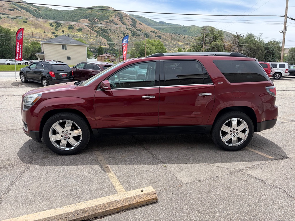 Photo 4 of this GMC ACADIA LIMITED