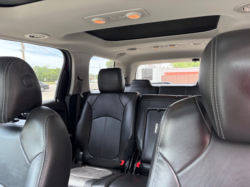Photo 16 of this GMC ACADIA LIMITED