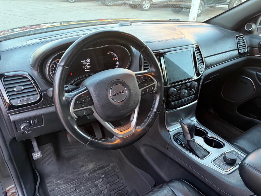 Photo 21 of this JEEP GRAND CHEROKEE