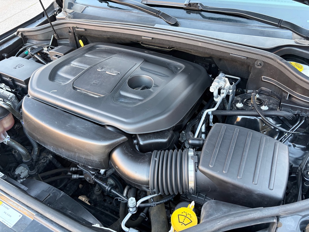 Photo 38 of this JEEP GRAND CHEROKEE