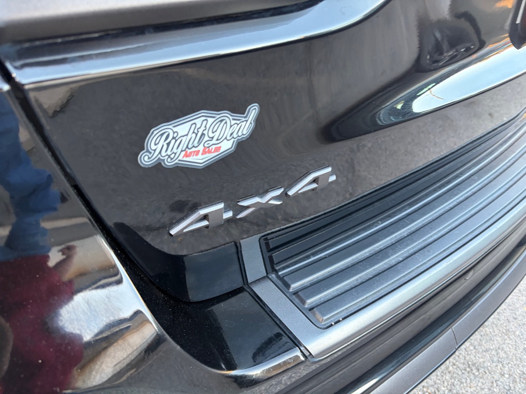 Photo 13 of this JEEP GRAND CHEROKEE