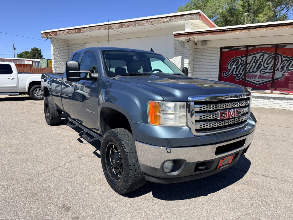 Photo 2 of this GMC SIERRA 3500HD
