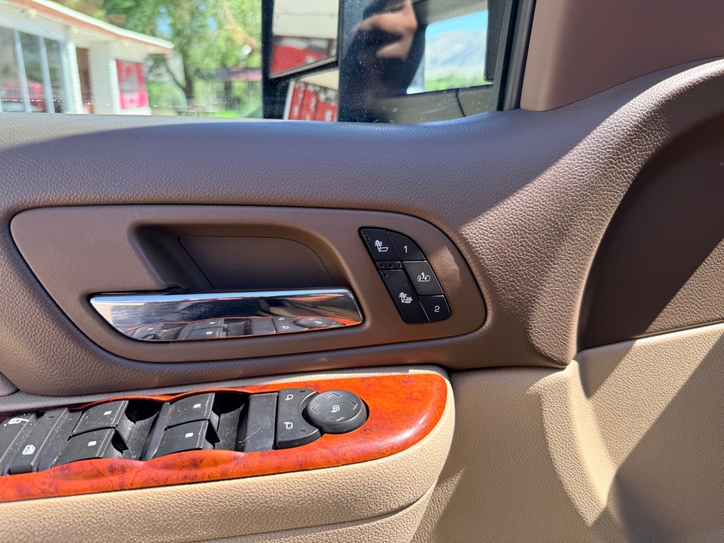 Photo 18 of this GMC SIERRA 3500HD