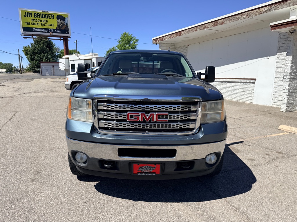 Photo 3 of this GMC SIERRA 3500HD