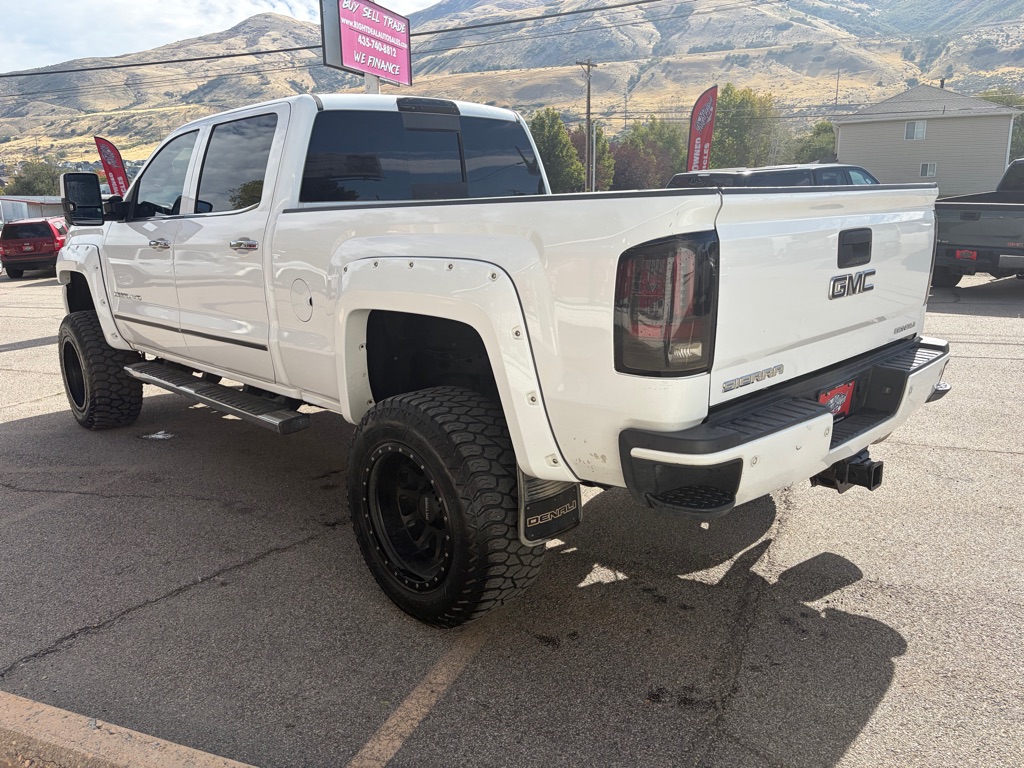 Photo 6 of this GMC SIERRA 2500HD